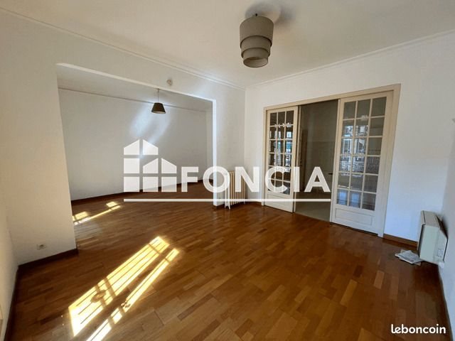Appartement à louer, 130m², Nîmes