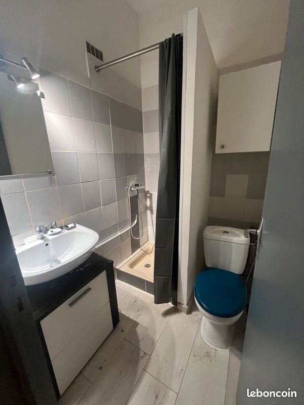 Appartement à louer, 22m², Nîmes