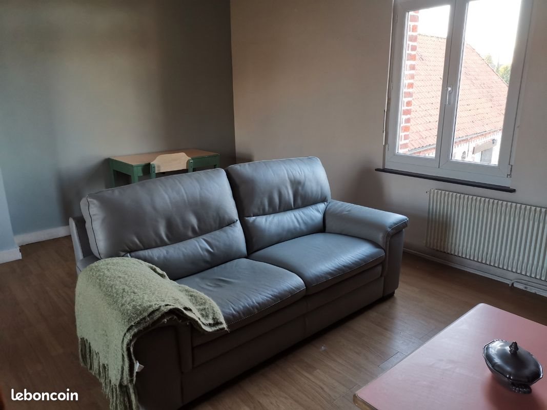 Appartement à louer, 64m², Rely