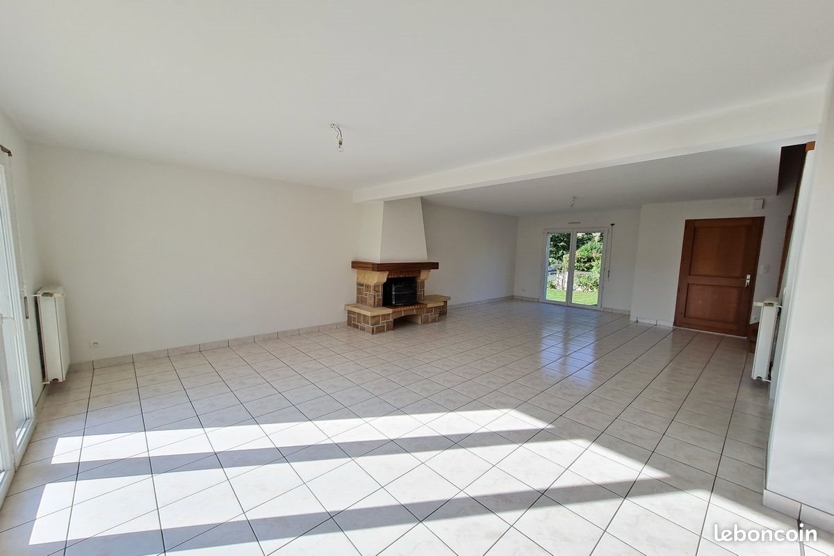 Maison à louer, 129m², Acigné