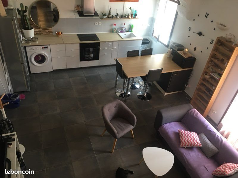 Appartement à louer, 70m², Poussan