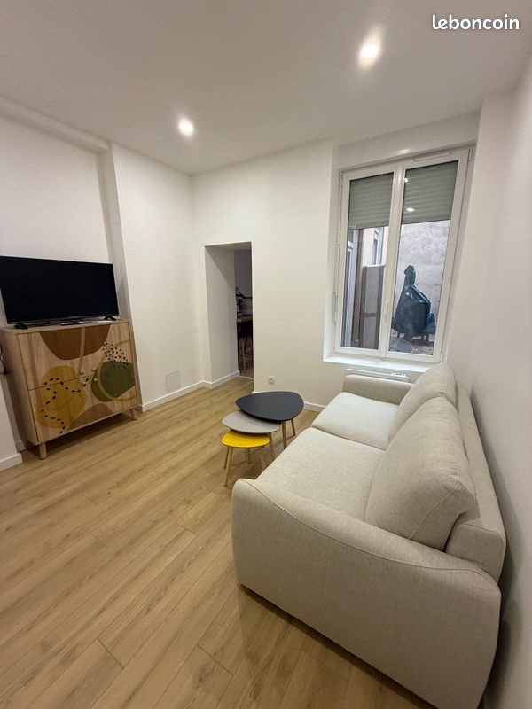 Appartement à louer, 23m², Reims