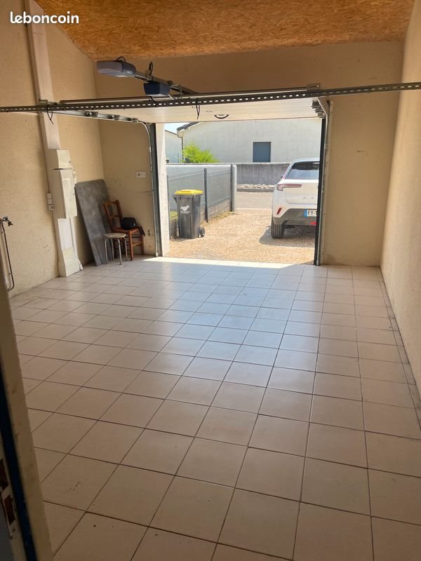 Maison à louer, 115m², Donzac