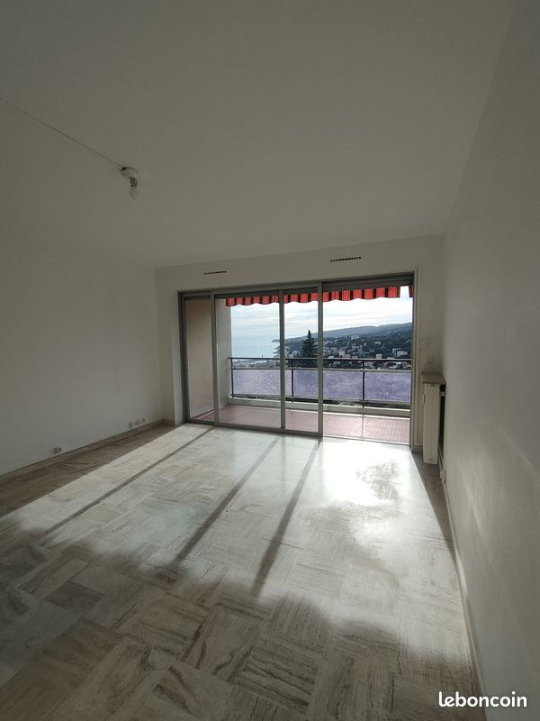 Appartement à louer, 69m², Cassis