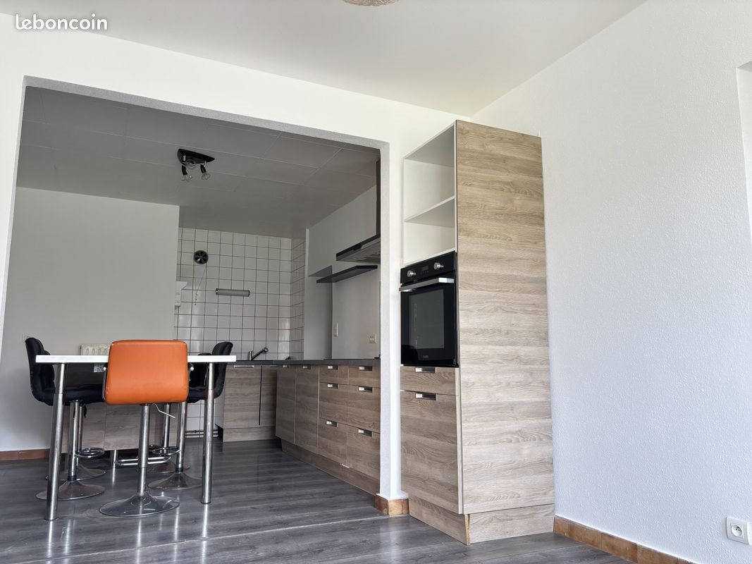 Maison à louer, 136m², Delle