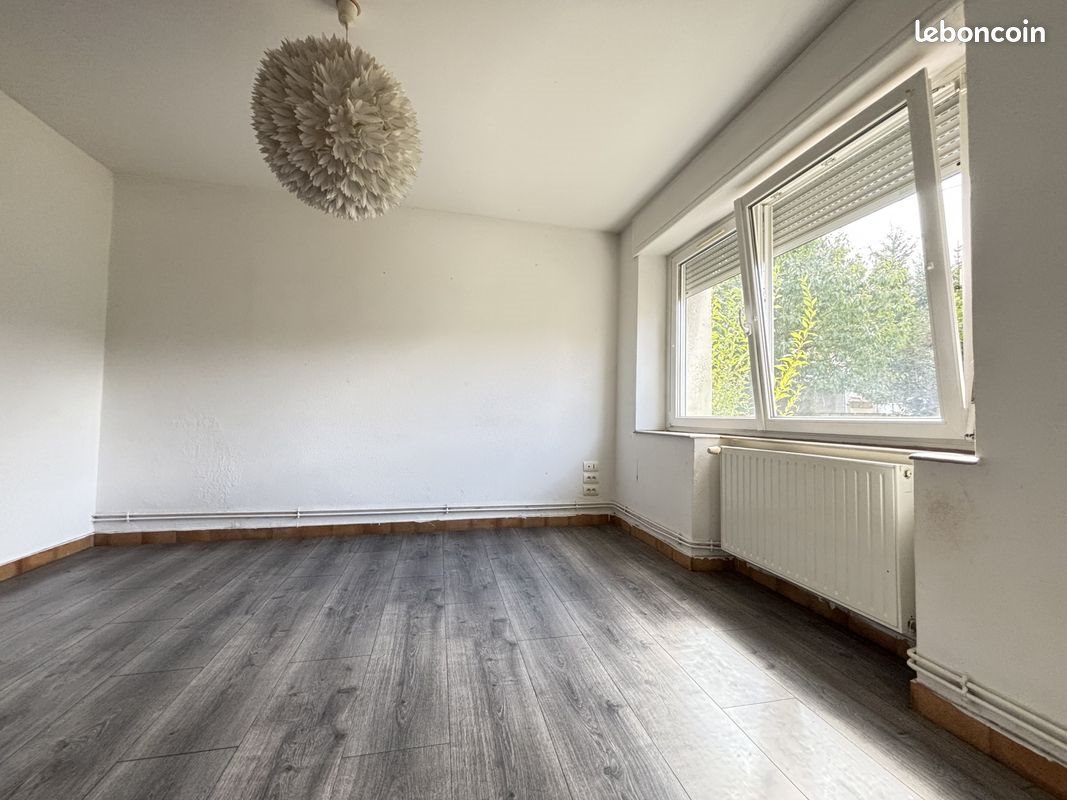 Maison à louer, 136m², Delle