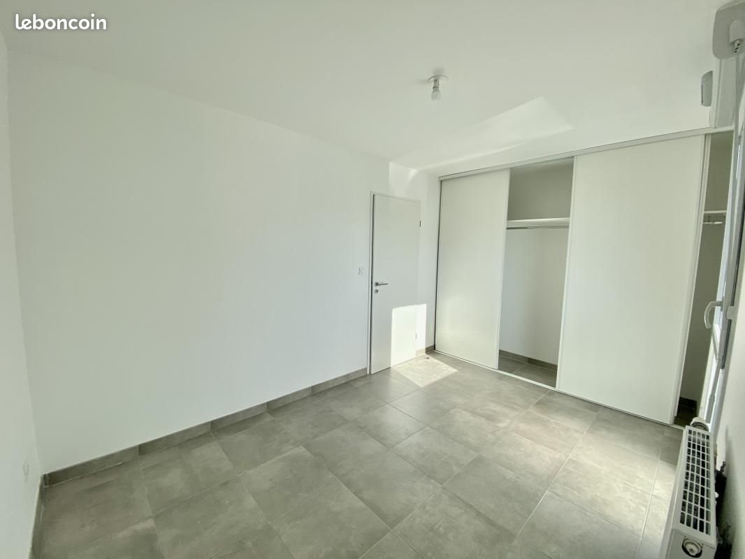 Appartement à louer, 70m², Montrabé