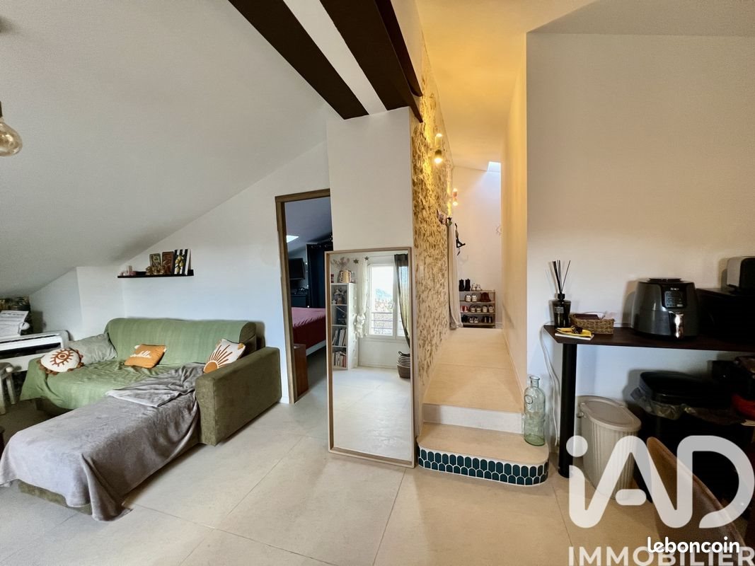 Appartement à vendre, 58m², Saint-Zacharie