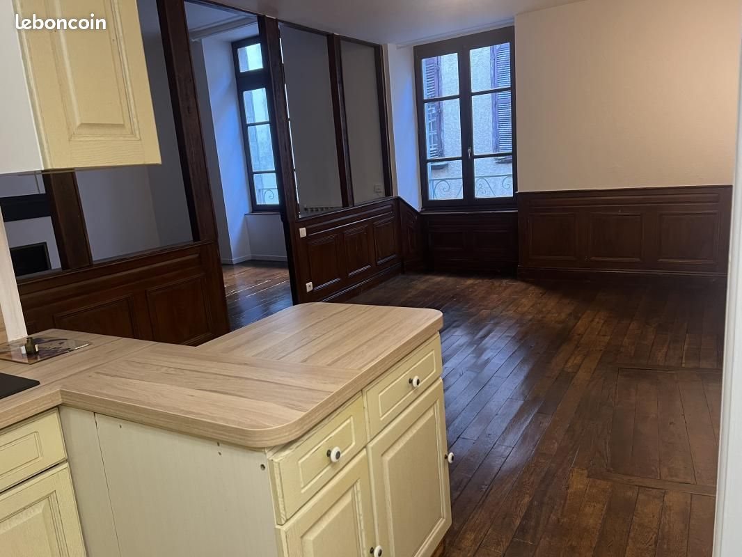 Appartement à louer, 67m², Villefranche-de-Rouergue