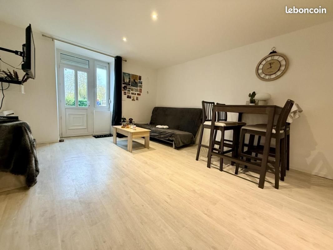Appartement à louer, 35m², Bréal-sous-Montfort