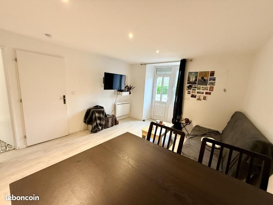 Appartement à louer, 35m², Bréal-sous-Montfort