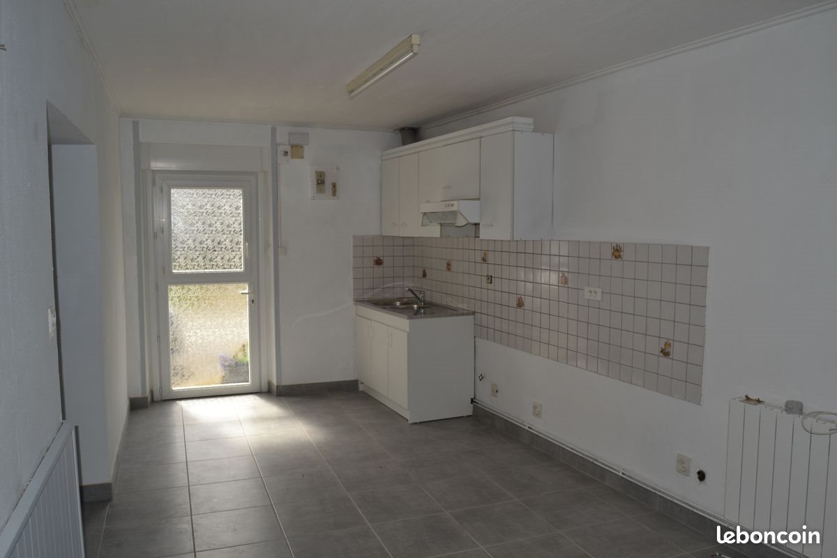 Maison à louer, 90m², Bains-sur-Oust