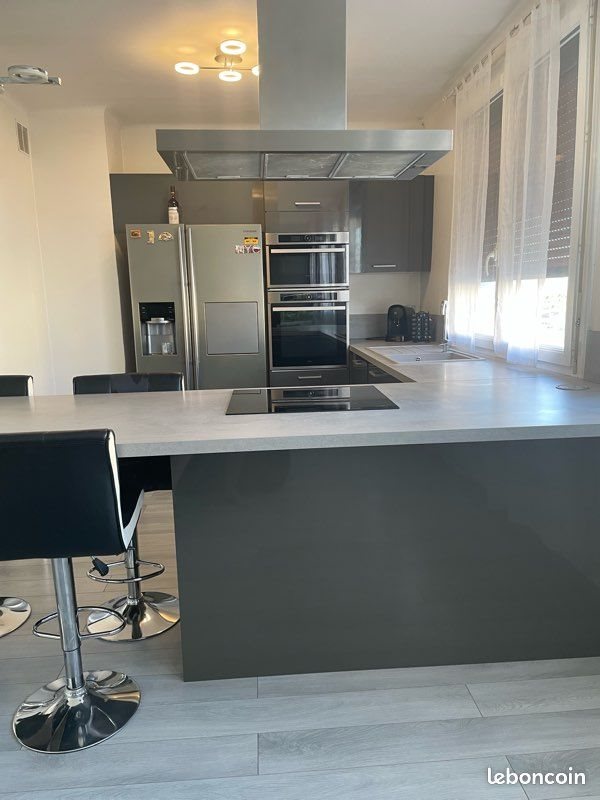 Appartement à vendre, 67m², Rognac