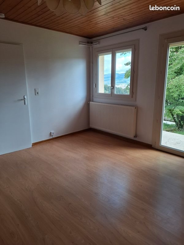 Appartement à louer, 81m², Géovreisset