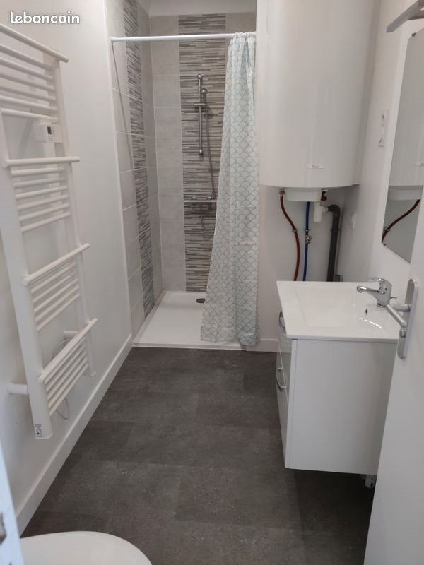 Appartement à louer, 30m², Saint-Georges-des-Gardes