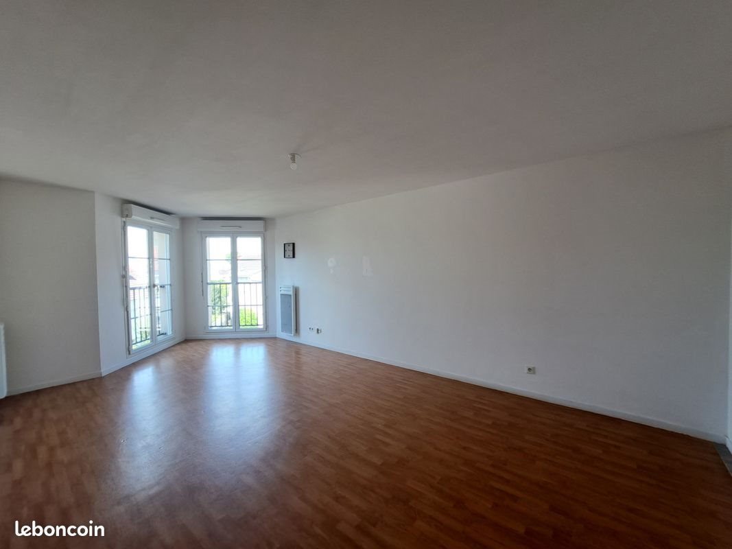 Appartement à vendre, 69m², Pont-Sainte-Maxence