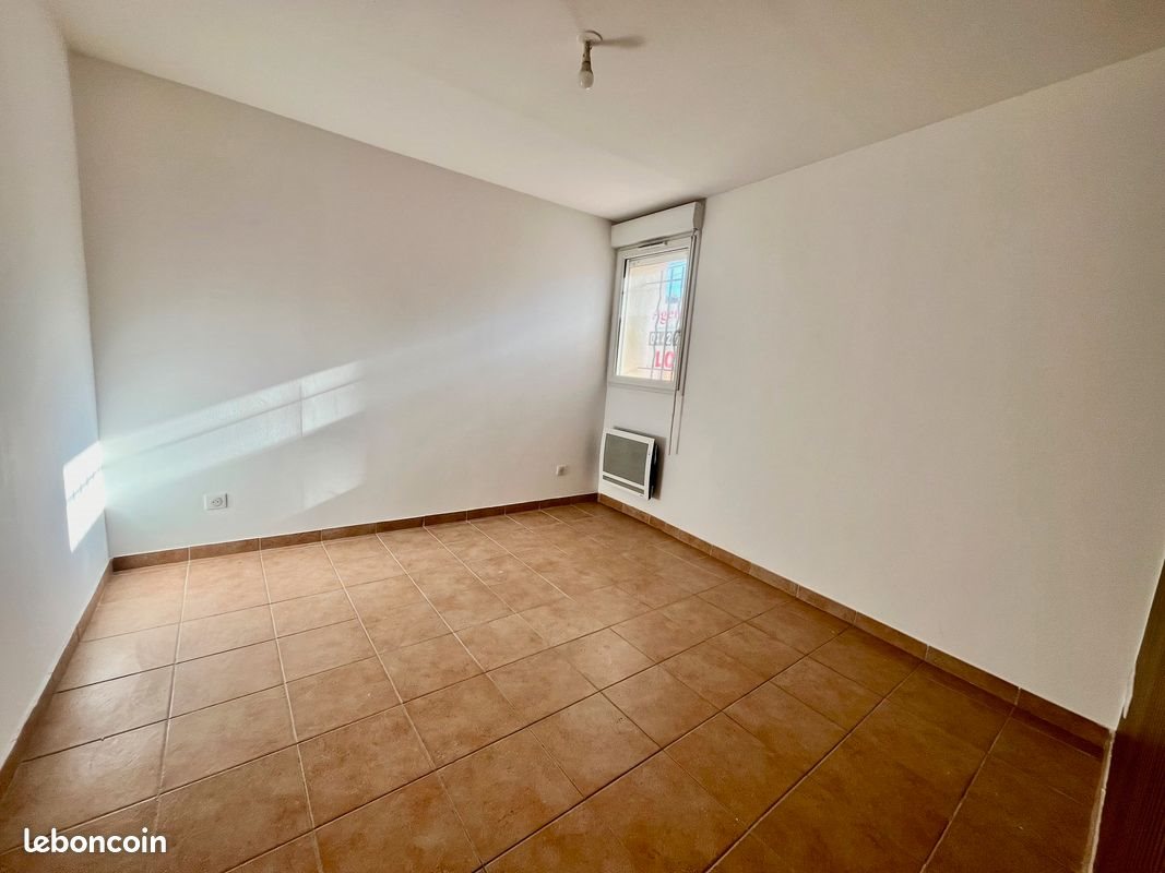 Appartement à louer, 50m², Saint-Zacharie