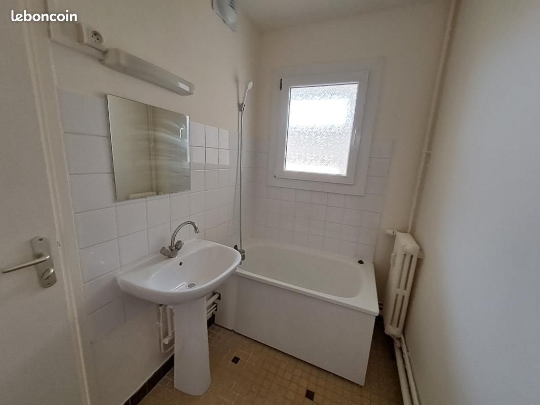 Appartement à louer, 59m², Frignicourt