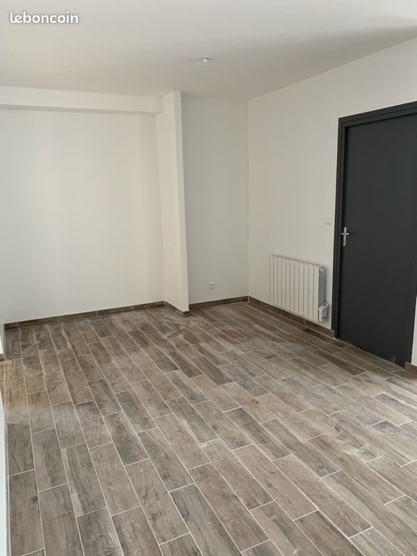 Appartement à louer, 60m², Henrichemont