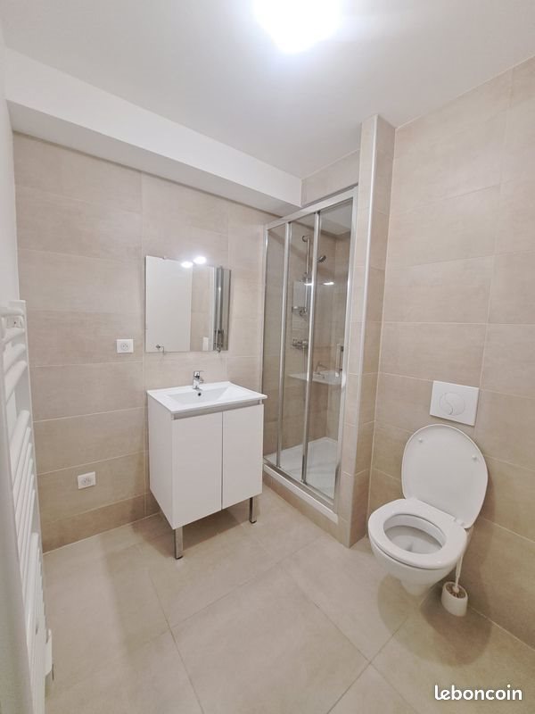 Appartement à louer, 56m², Roquevaire