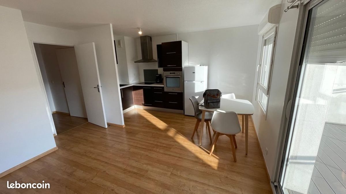 Appartement à louer, 58m², Séné