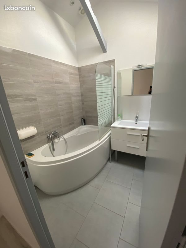 Appartement à louer, 65m², Bordeaux