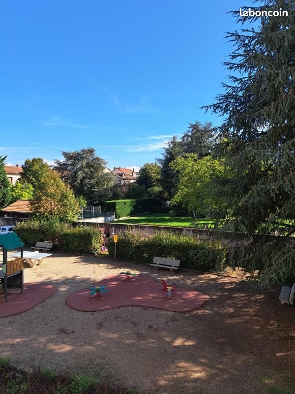 Appartement à louer, 60m², Feurs