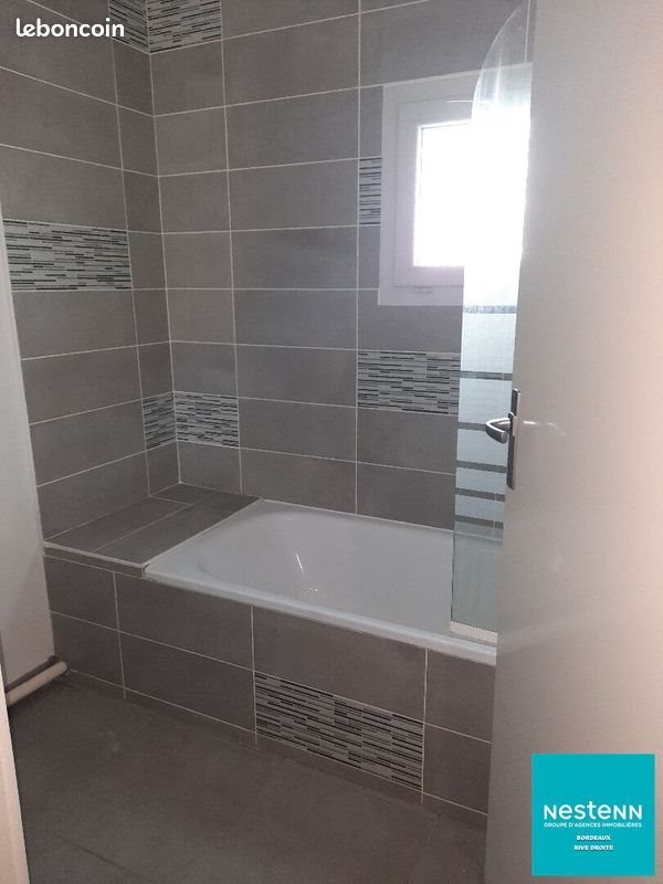 Maison à louer, 69m², Bassens