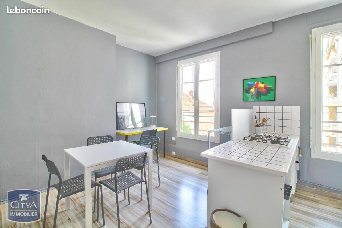 Appartement à louer, 32m², Saint-Etienne