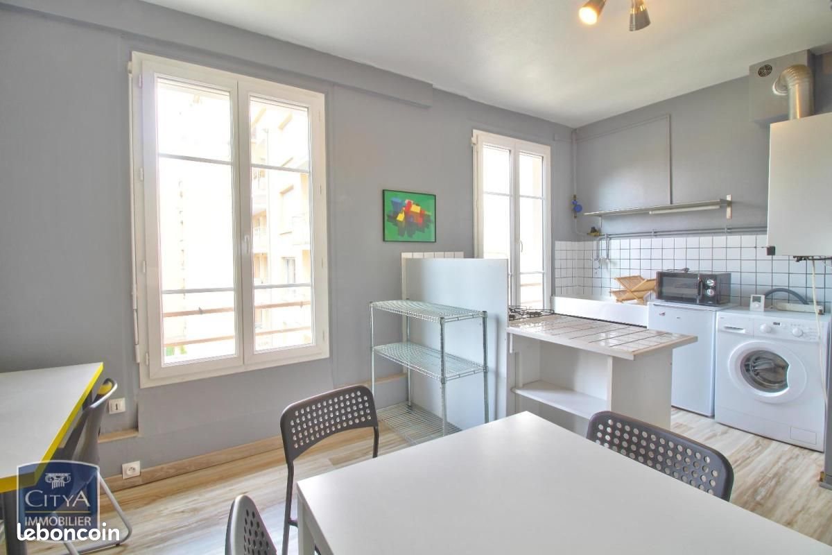 Appartement à louer, 32m², Saint-Etienne