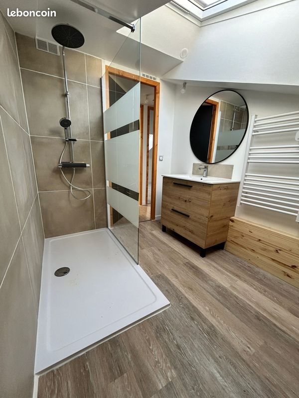 Appartement à louer, 87m², Moirans