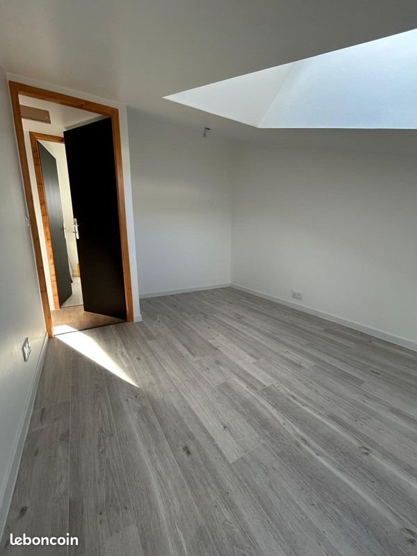 Appartement à louer, 87m², Moirans