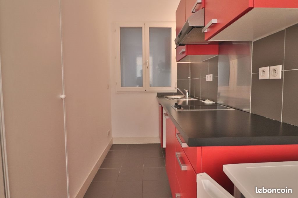 Appartement à louer, 28m², Marseille 2ème