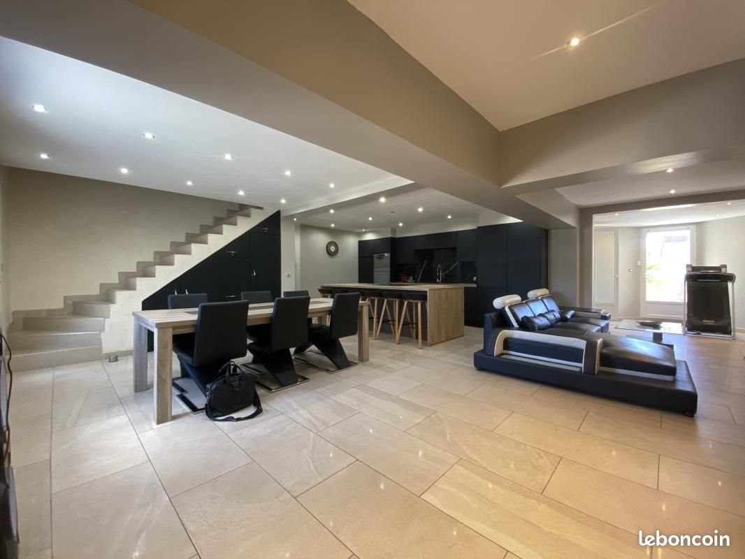 Maison à louer, 162m², Limetz-Villez