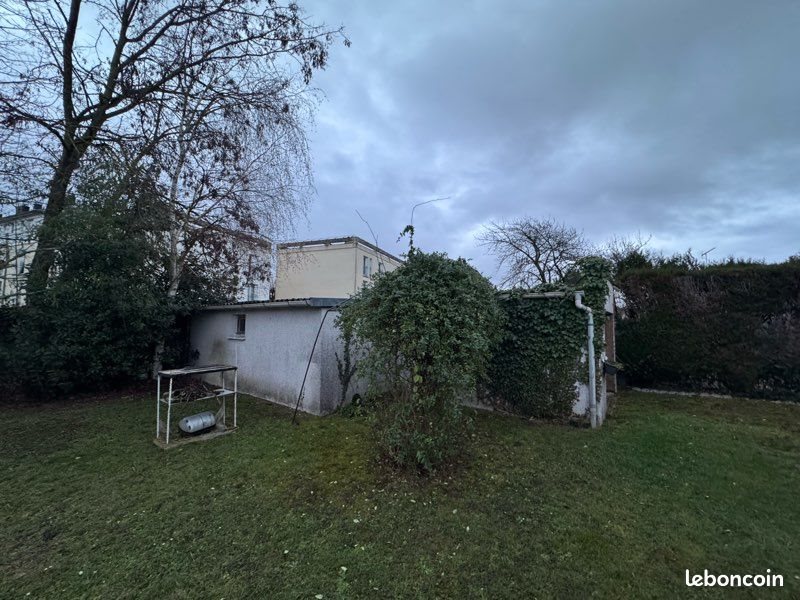 Maison à louer, 80m², Guignes