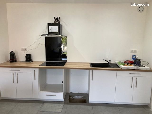 Maison à louer, 10m², Châlus