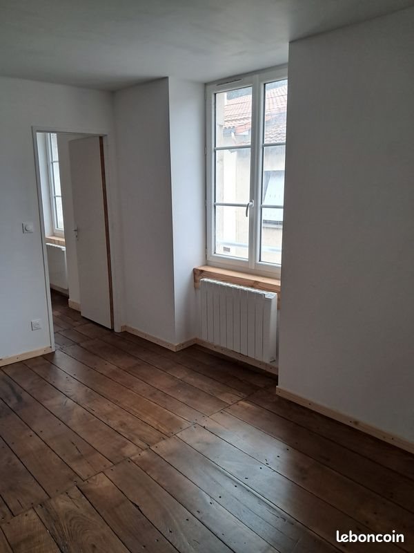 Appartement à louer, 53m², Civray