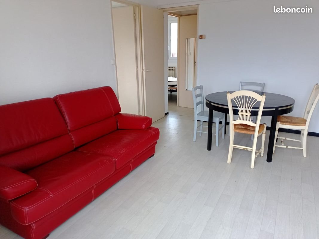 Appartement à louer, 59m², Nîmes