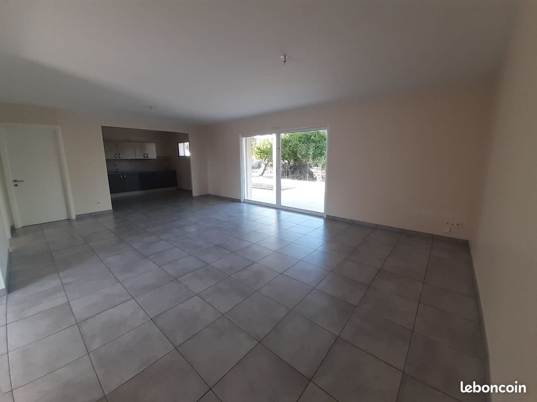 Maison à louer, 117m², Châtenoy-en-Bresse