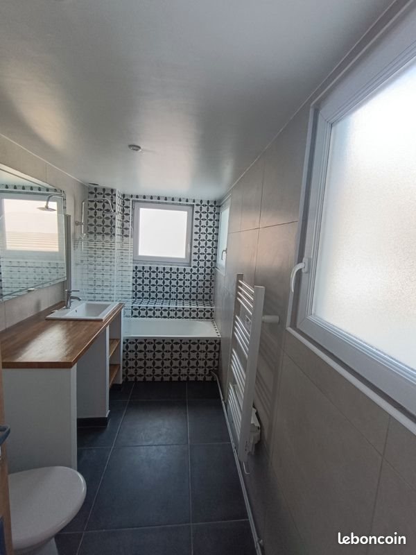 Appartement à louer, 70m², Armentières