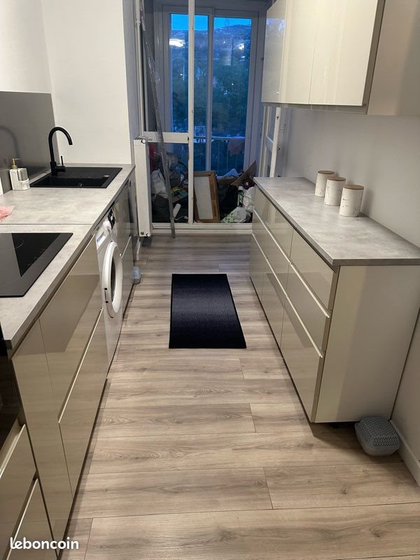 Appartement à louer, 55m², Marseille 14ème