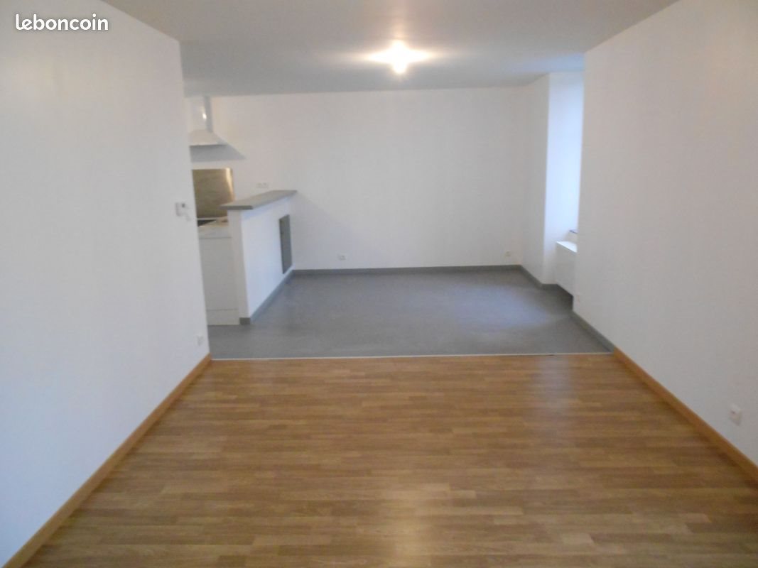 Appartement à louer, 101m², Lure