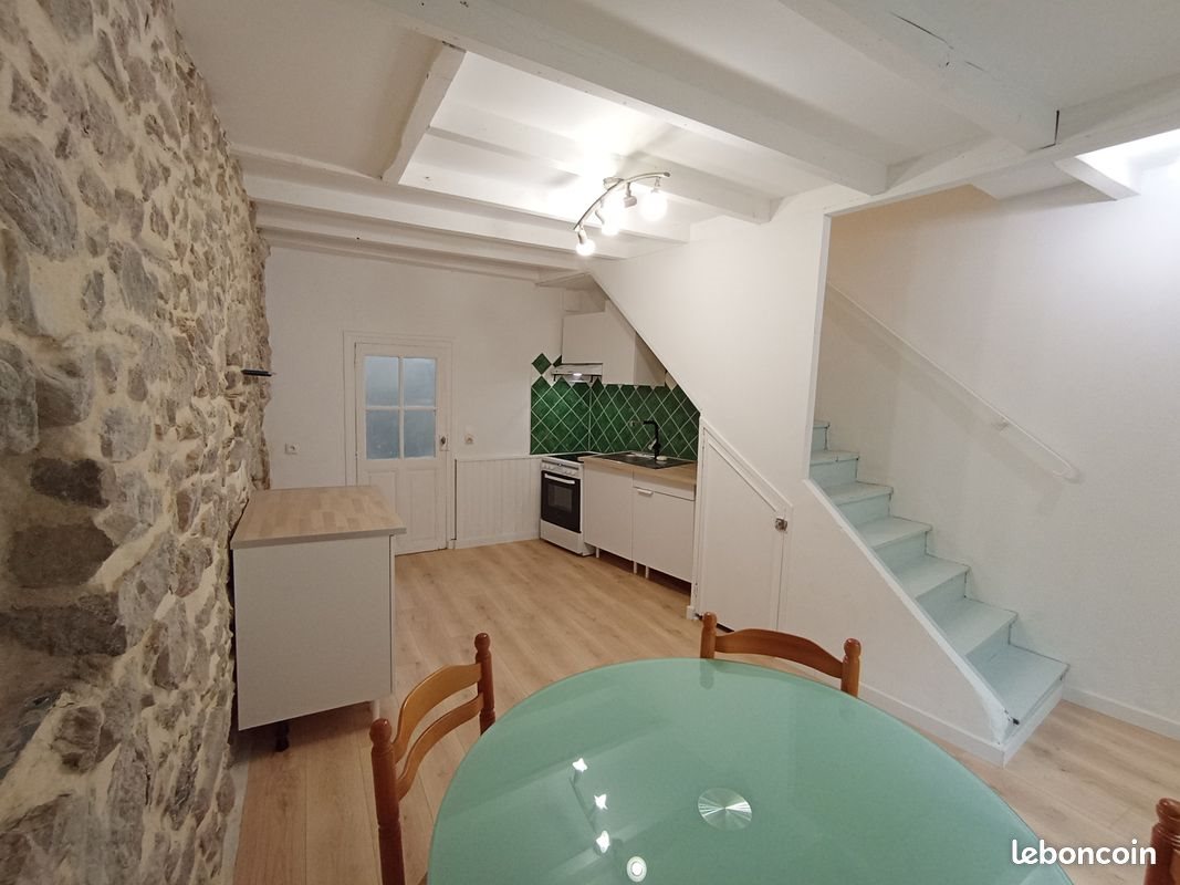 Maison à louer, 65m², Aussillon