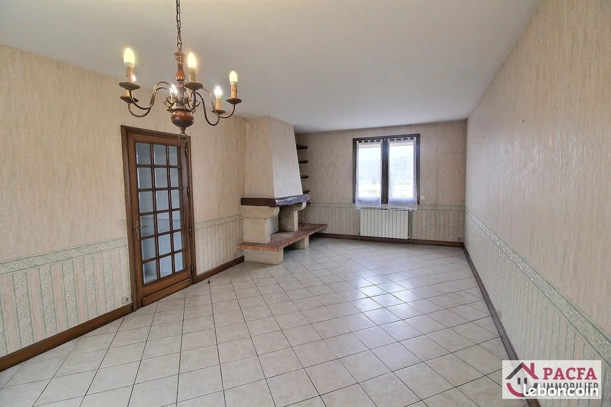 Maison à vendre, 147m², Aussillon