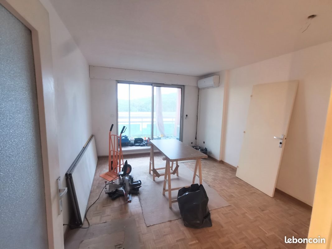 Appartement à louer, 25m², Toulon