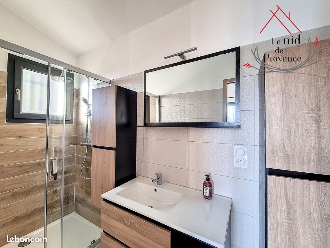 Maison à louer, 37m², Pernes-les-Fontaines