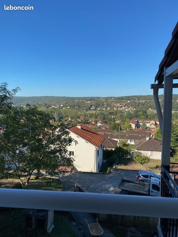 Appartement à louer, 38m², Villefranche-de-Rouergue