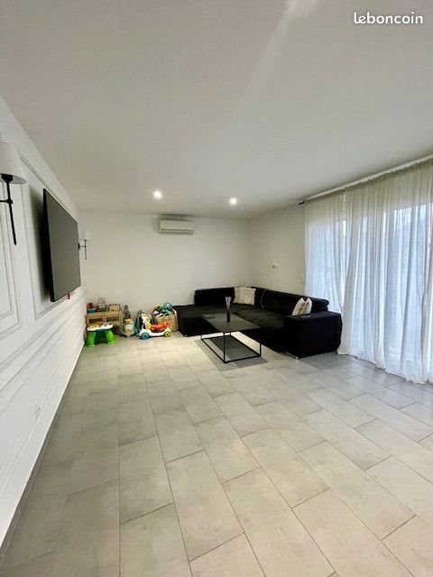 Maison à vendre, 61m², Eyguières