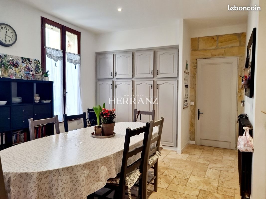 Maison à vendre, 185m², Saint-Médard-de-Guizières