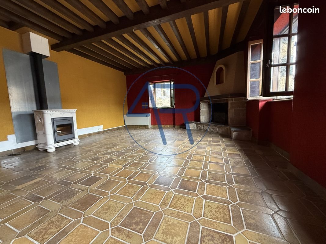 Maison à vendre, 110m², Lavaudieu